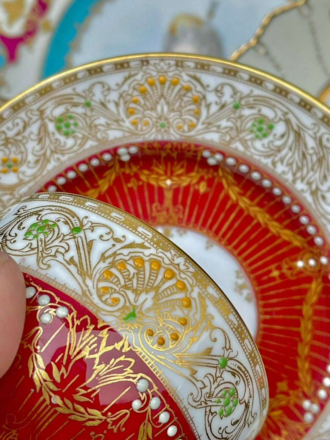 ロイヤルウースター　アンティーク　ティーカップ&ソーサー　ゴールドエナメルジュール