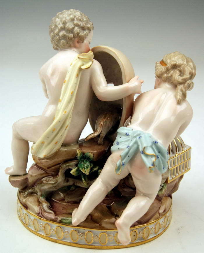 MEISSEN RARITÄT FIGUR GRUPPE PUTTEN VOGELKÄFIG MASKE CHERUBS MNR: H88 UM 1870