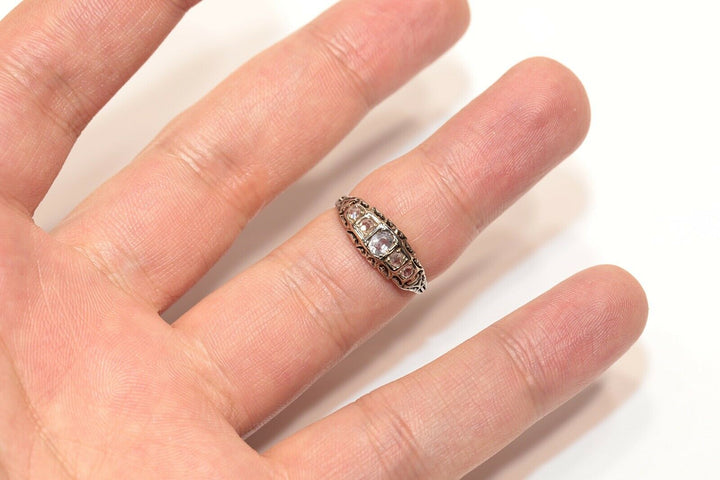 アンティーク 18K ナチュラルローズカットダイヤモンドとアクアマリンのリング