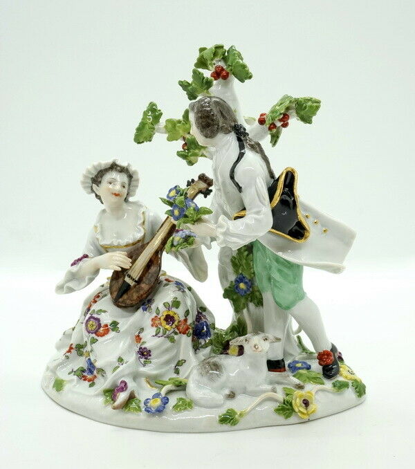 マイセン人形(MEISSEN)　羊飼いシリーズ「桜の木の下でマンドリンを持つ二人」