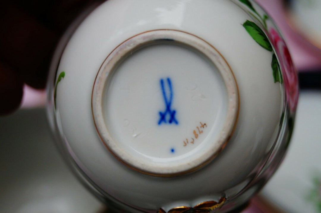 Meissen handpainted blue cobalt red rose tea set for 6 persons