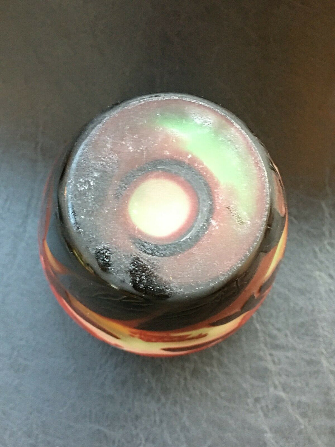 ミューラー兄弟　ハイビスカスの花瓶　1900年