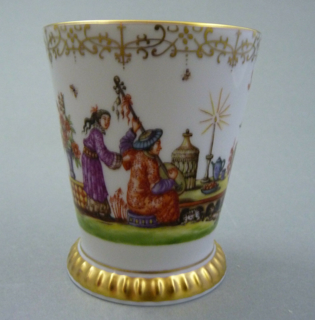 Becher Chinoserien = Höroldt Dekor 286793 = Chinesen + Tiere Meissen 1.Wahl TOP