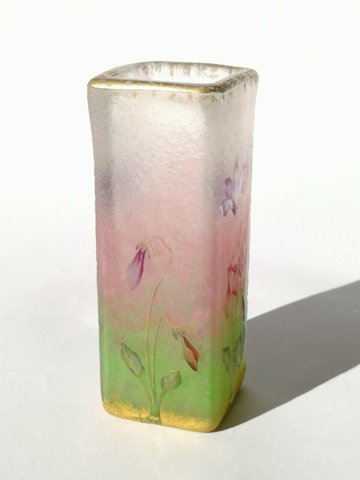 ドーム兄弟（ドームナンシー）シクラメンの花の花瓶 – アンティーク