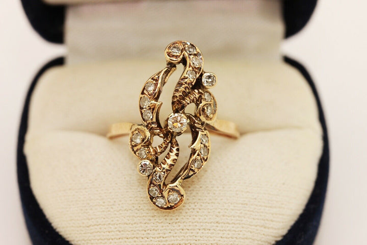 アンティーク オリジナル 10K ナチュラルダイヤモンドのフラワースタイルリング