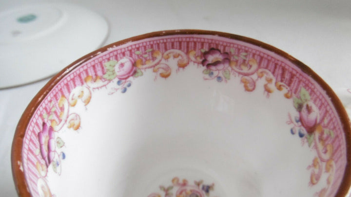 Tasse et sous-tasse Minton SARREGUEMINES du XIXe à décor foral