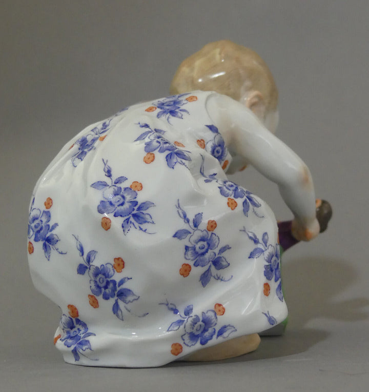 ⚔ Meissen Figur W 117 Hentschelkind Mädchen mit Puppe TOP v.1924 1.Wahl H.11cm