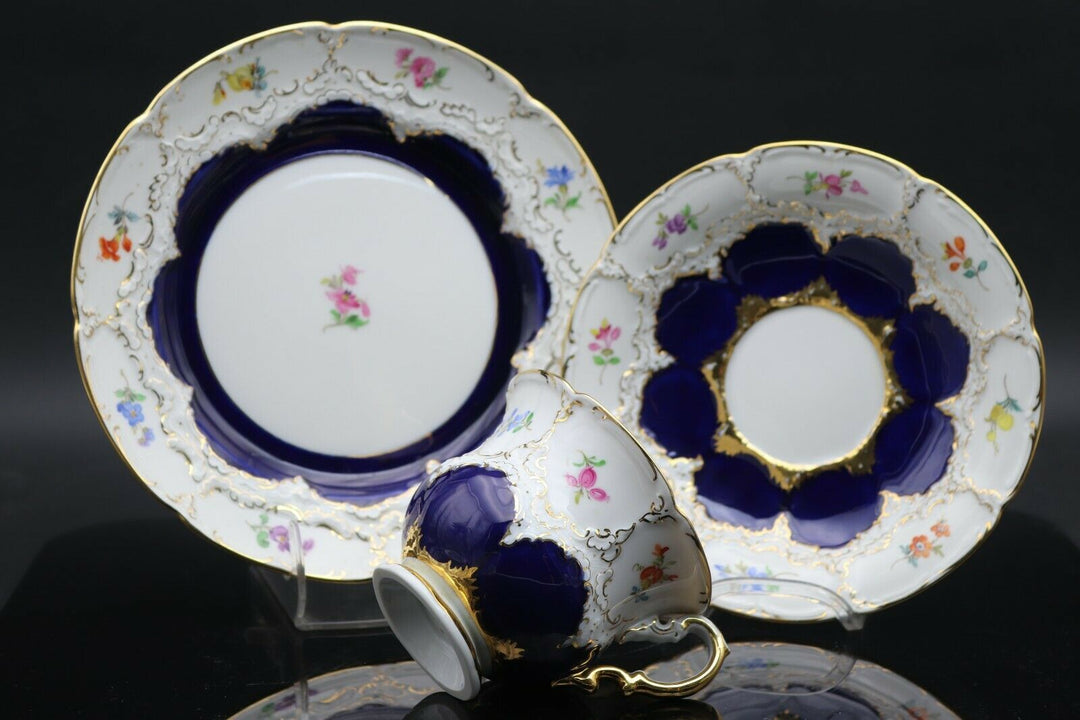マイセンBフォームコーヒーセット、コバルトブルー、花に金彩