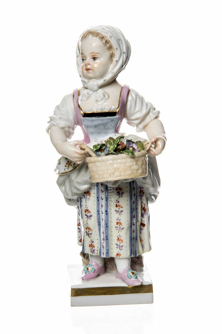 マイセン人形　花かごを持ったガーデニングの子供　1850-1924年頃