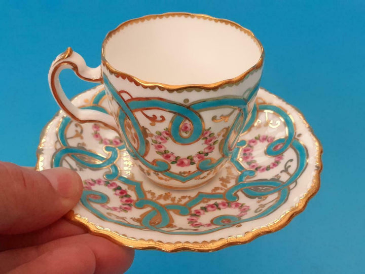 ミントン　キャビネットカップ＆ソーサー　バラとターコイズブルーのスクロール文様