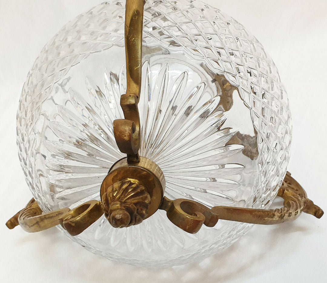 lanterne lustre d’alcôve en cristal moulé et bronze vers 1900 Baccarat