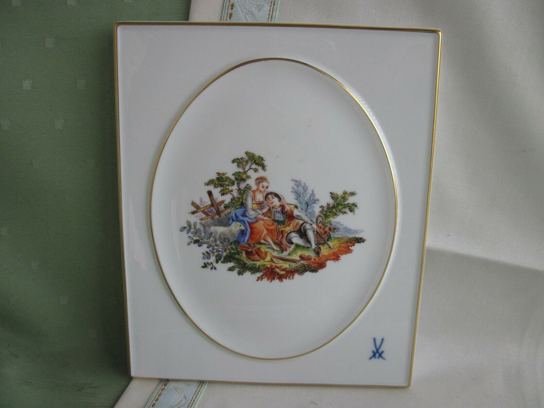 Schöne Meissen Bildplatte mit Watteau-Malerei, Liebes-Szene und Gold
