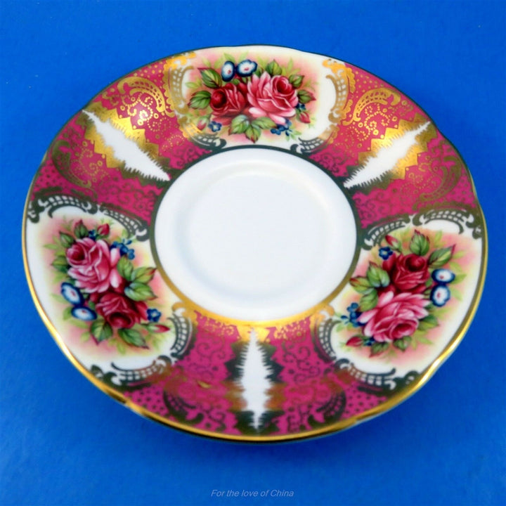 パラゴン　ダークピンクのに華麗なローズブーケのカップ&ソーサー