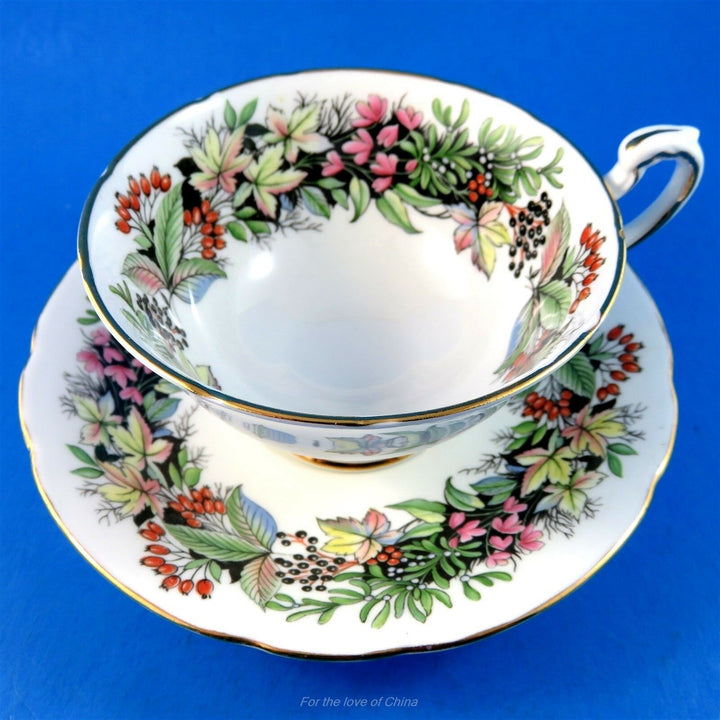 パラゴン　オータムリーフ＆ベリーガーランド　カップ&ソーサー