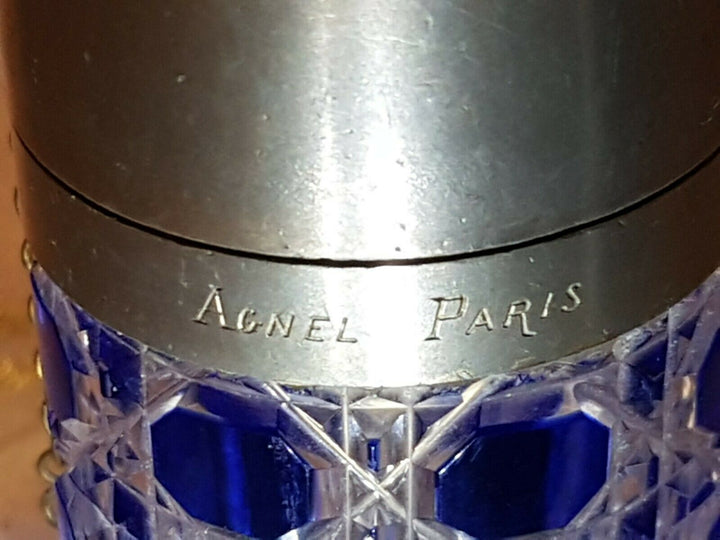 Baccarat flacon vaporisateur en verre bleu "signé AGNEL Paris"