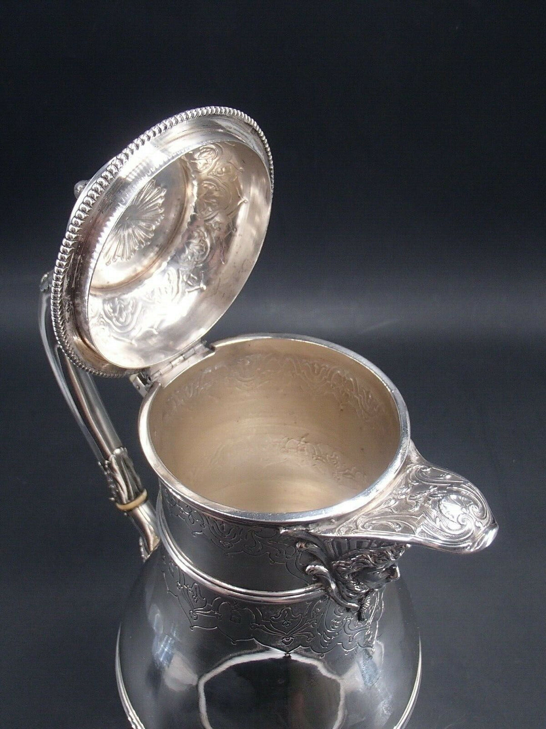 CARDEILHAC RARE CAFETIERE EN ARGENT MASSIF POINCON MINERVE DECOR REGENCE