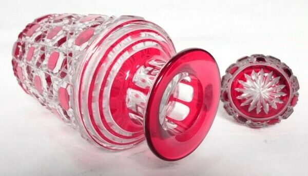 Toilet bottle in crystal Baccarat, model pontarlier diamonds precious stones