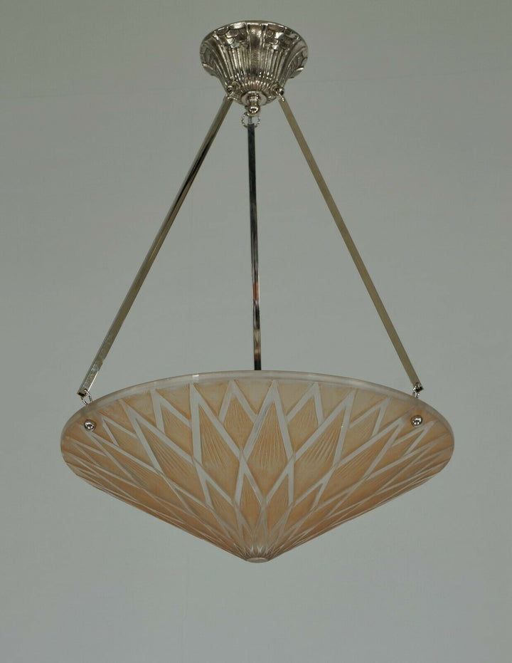 Pierre d'Avesn LORRAIN DAUM : A FRENCH 1930 ART DECO PENDANT . CHANDELIER