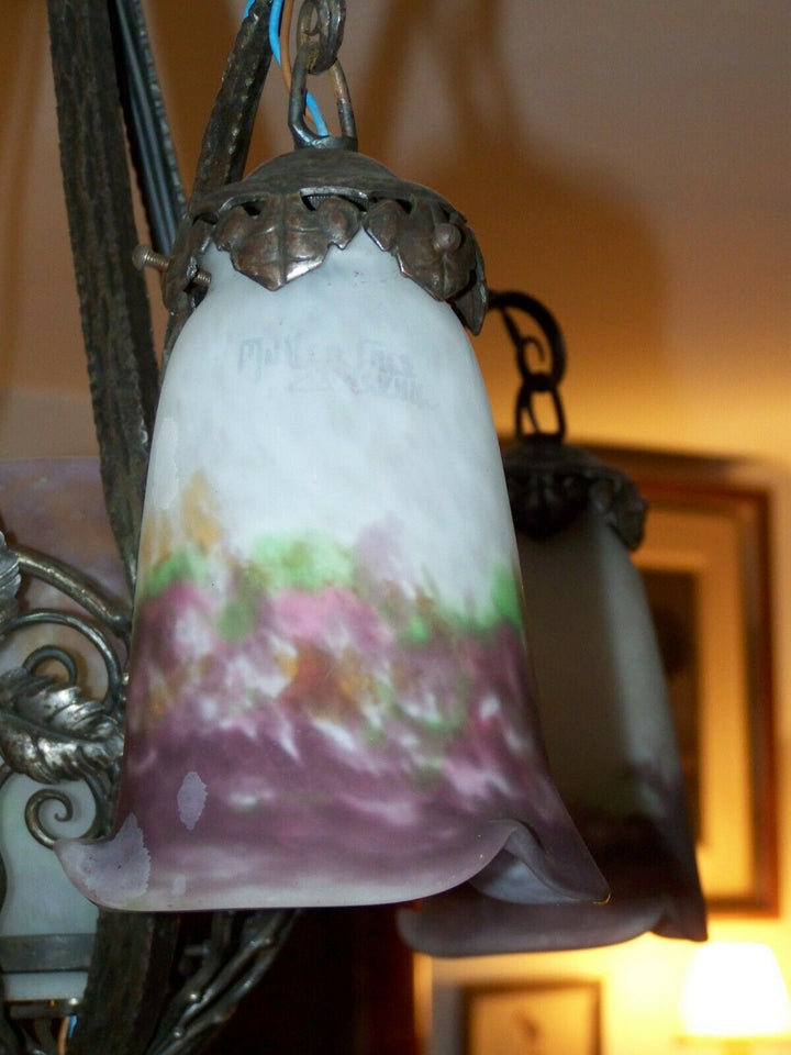 Suspension d'époque Art Nouveau pate de verre colorée signé MULLER frères Lunev