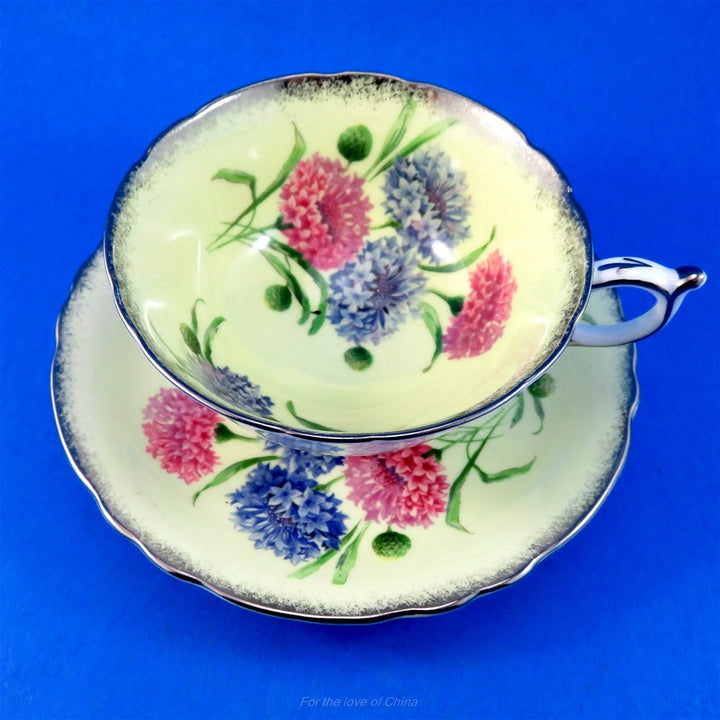 パラゴン　イエロー地に華麗なピンク＆ブルーのコーンフラワー　カップ&ソーサー