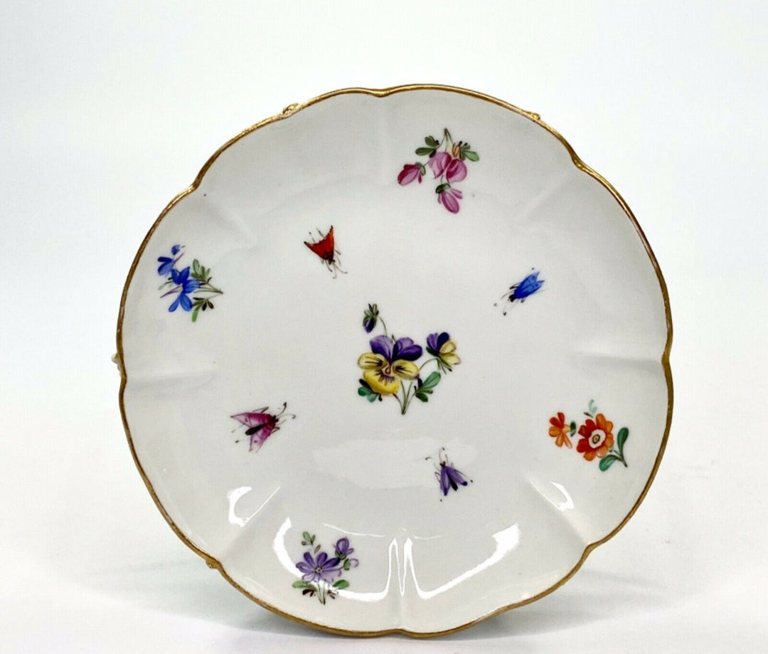 Meissen porcelain cup & saucer. Flower & Fruit encrusted, c. 1870.