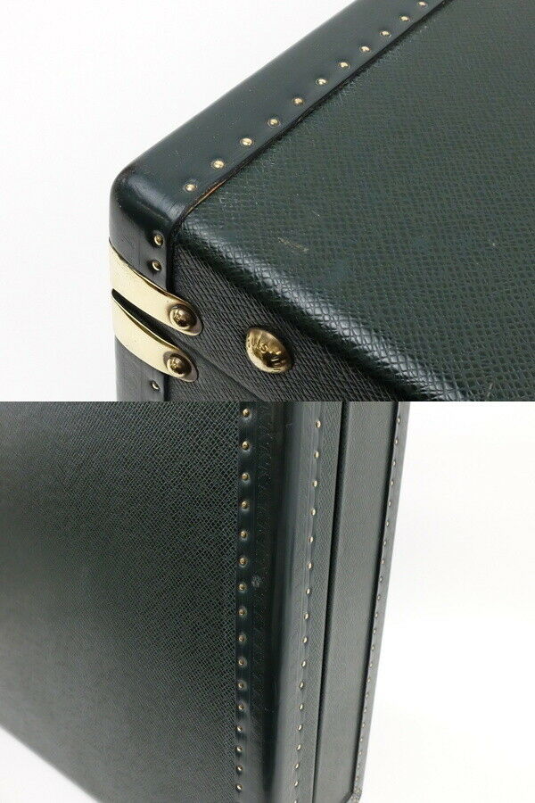 AUTH LOUIS VUITTON Taiga green HARD BRIEFCASE PRESIDENT TRUNK BAG