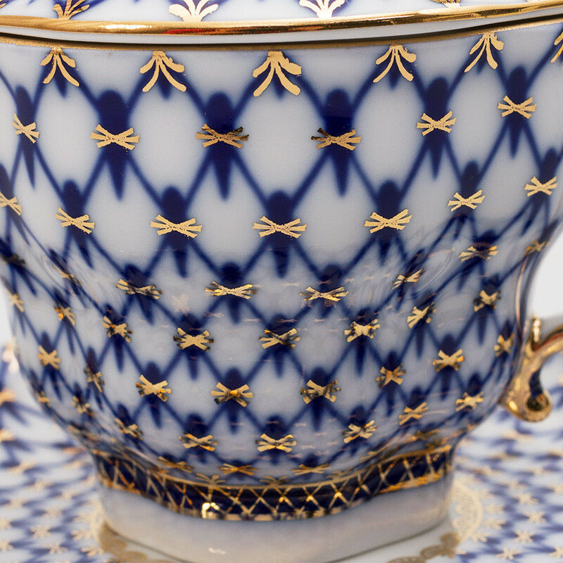 インペリアルポーセリン　蓋つきティーカップ＆ソーサーセット　コバルトネット