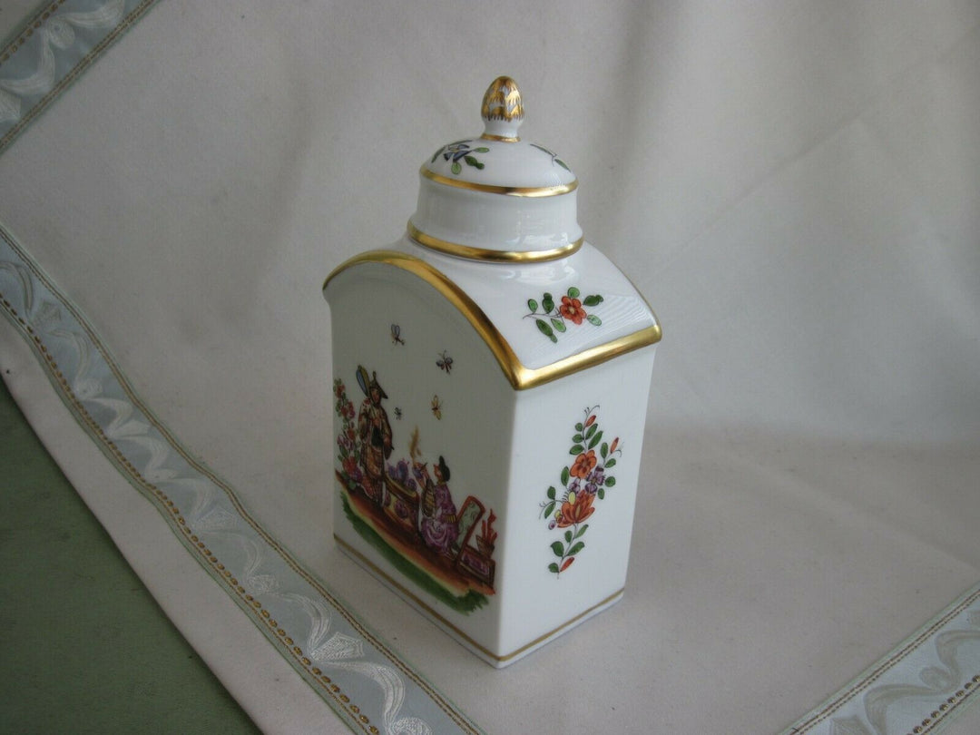 Schöne Meissen Teedose mit vielen Indischen Blumen und Chinoi-Malerei
