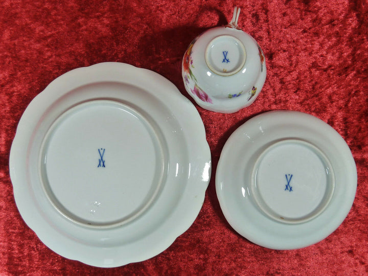 Meissen 3tlg. Kaffee Gedeck Osier * Blumen & Insekten * Pfeifferzeit - 1.Wahl