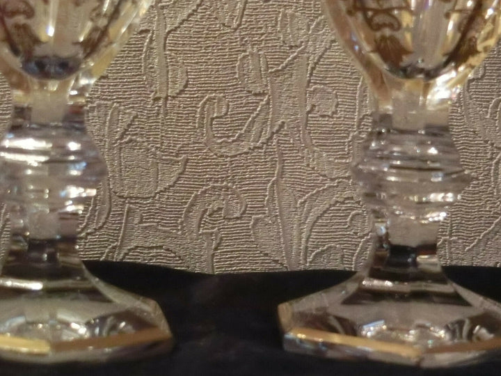 2 Stck. Baccarat / France Likörgläser Form Harcourt - Dekor Empire gold