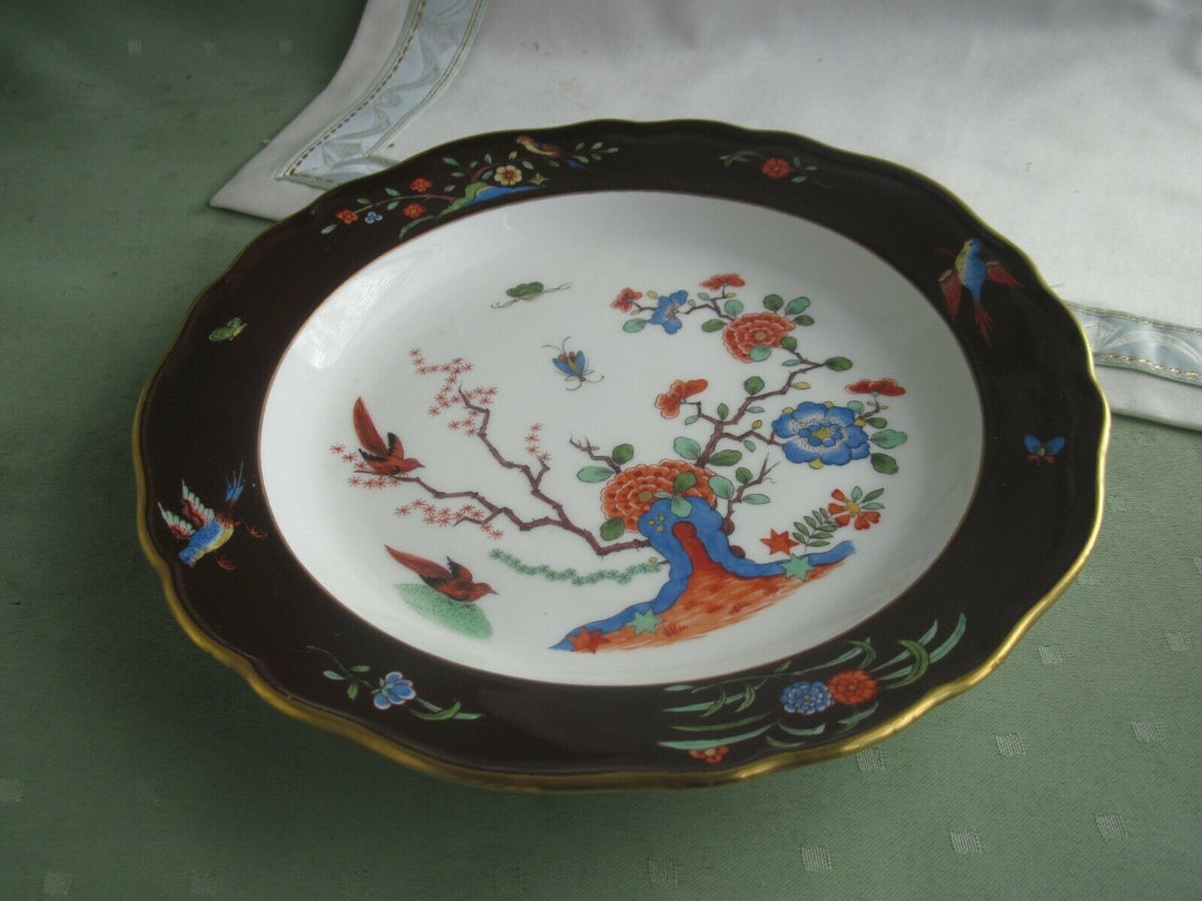 Schöner Meissen Teller mit vielen Indischen Blumen, Kakiemon Malerei