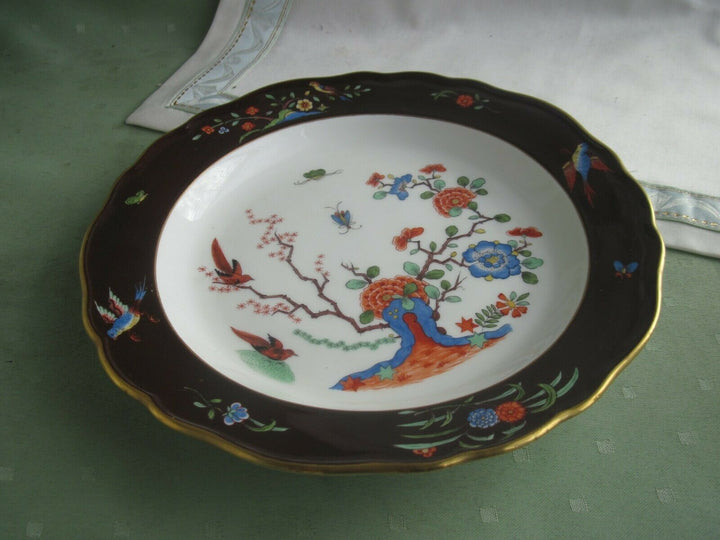 Schöner Meissen Teller mit vielen Indischen Blumen, Kakiemon Malerei