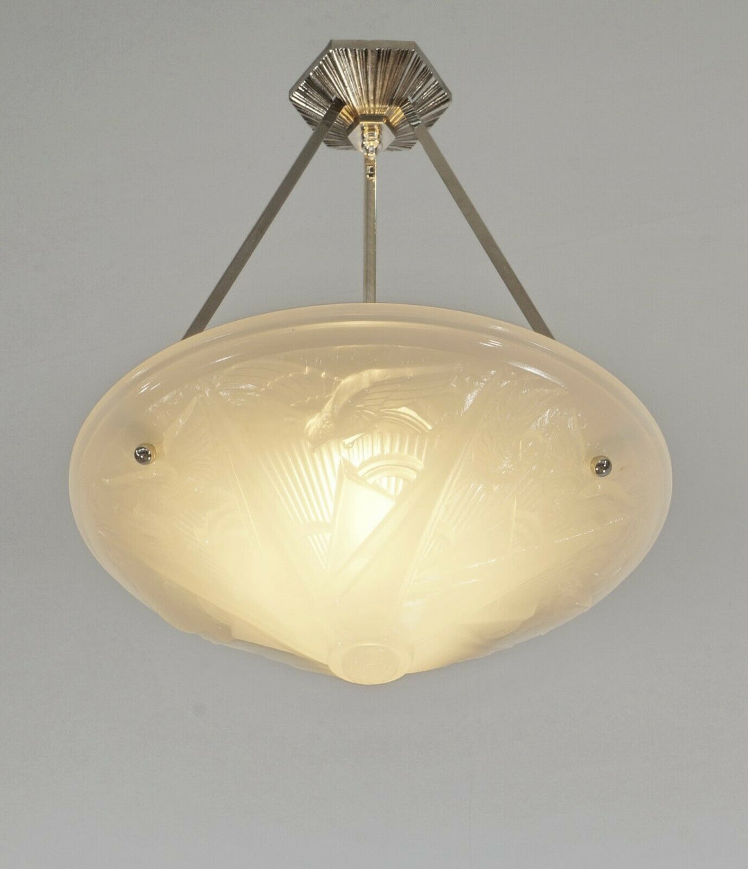 HETTIER VINCENT & HANOTS : French art deco pendant . opalescent 1930 chandelier