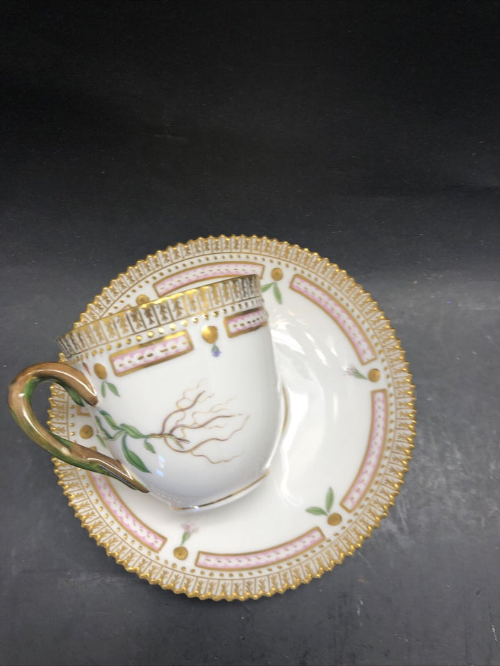 ロイヤルコペンハーゲン　フローラダニカ　コーヒーカップ＆ソーサー　No 20/3597