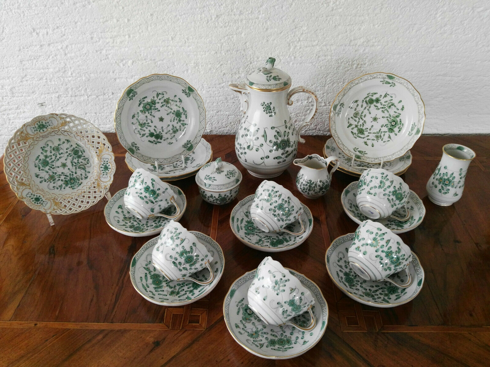Meissenマイセン /極美品 1級品 上級多彩色インドの華 マイセン インドの華（リッチピンク） 18cmプレートを買い取りました