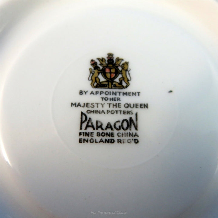 パラゴン　可愛いピンクオーキッド＆クリサンセマムカップ&ソーサー