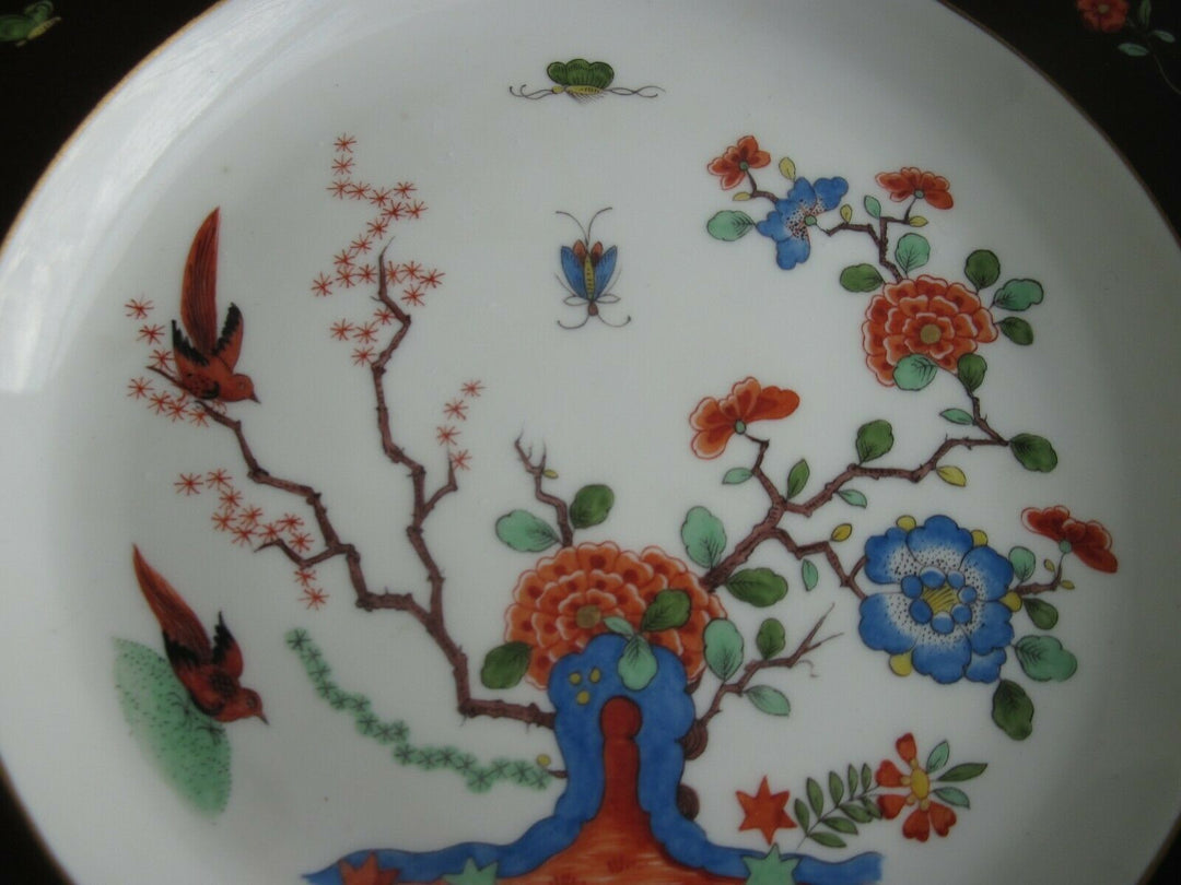 Schöner Meissen Teller mit vielen Indischen Blumen, Kakiemon Malerei