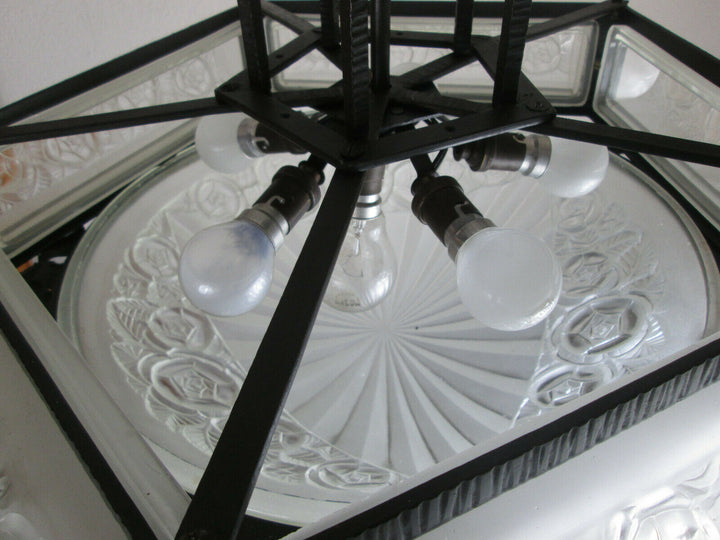 STUNNING FRENCH ART DECO CHANDELIER 1925 OF DAVID GUERON ( DEGUE )