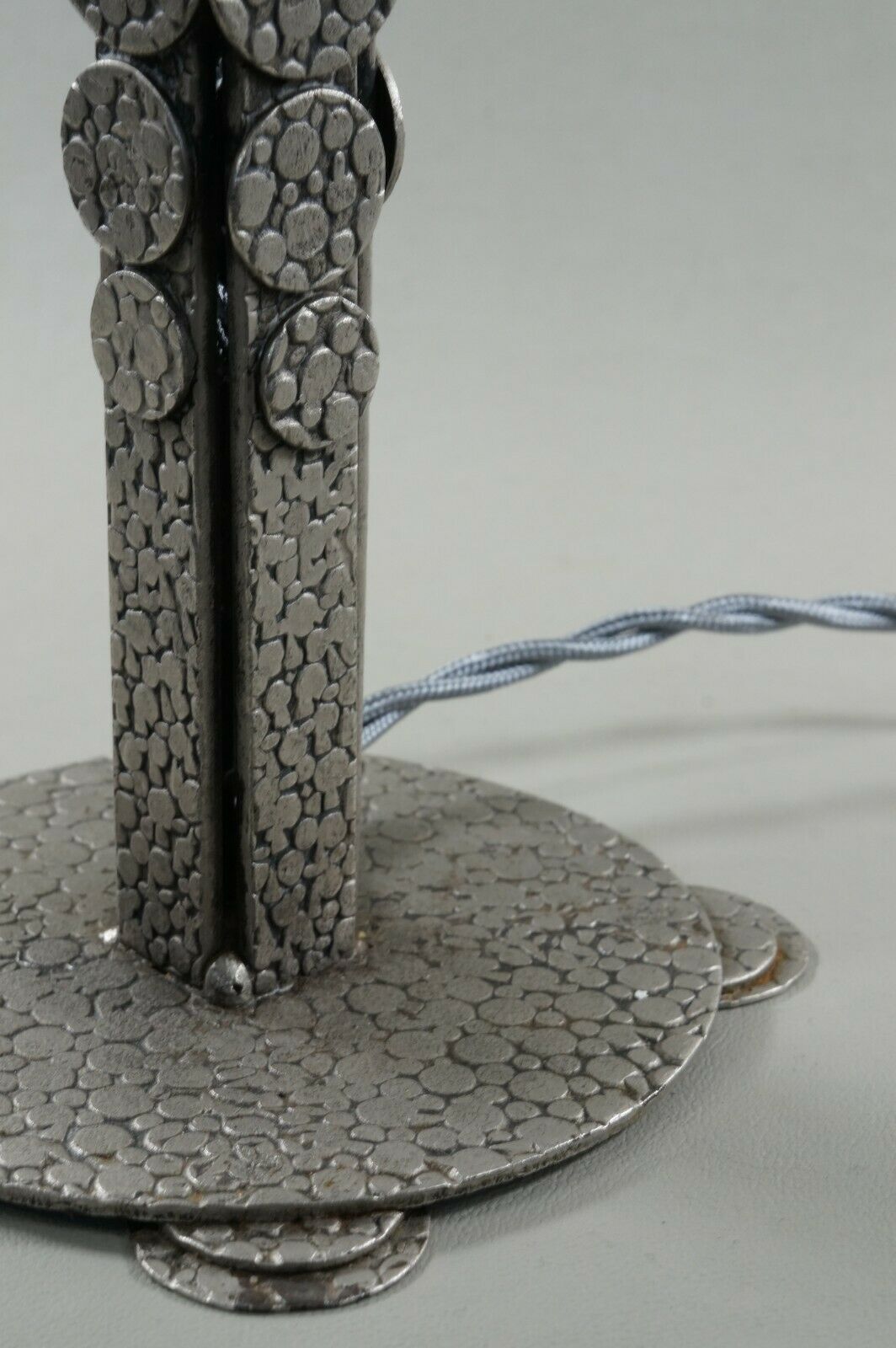 LOUIS RAVAUD & MULLER FRERES : French 1930 art deco lamp ........... France 1925