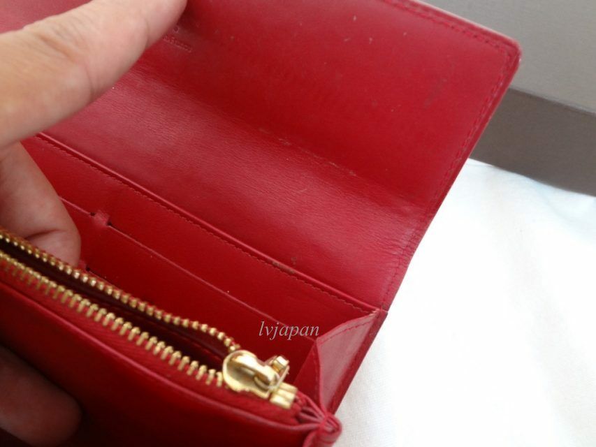 Authentic LOUIS VUITTON Vernis Long Wallet Red