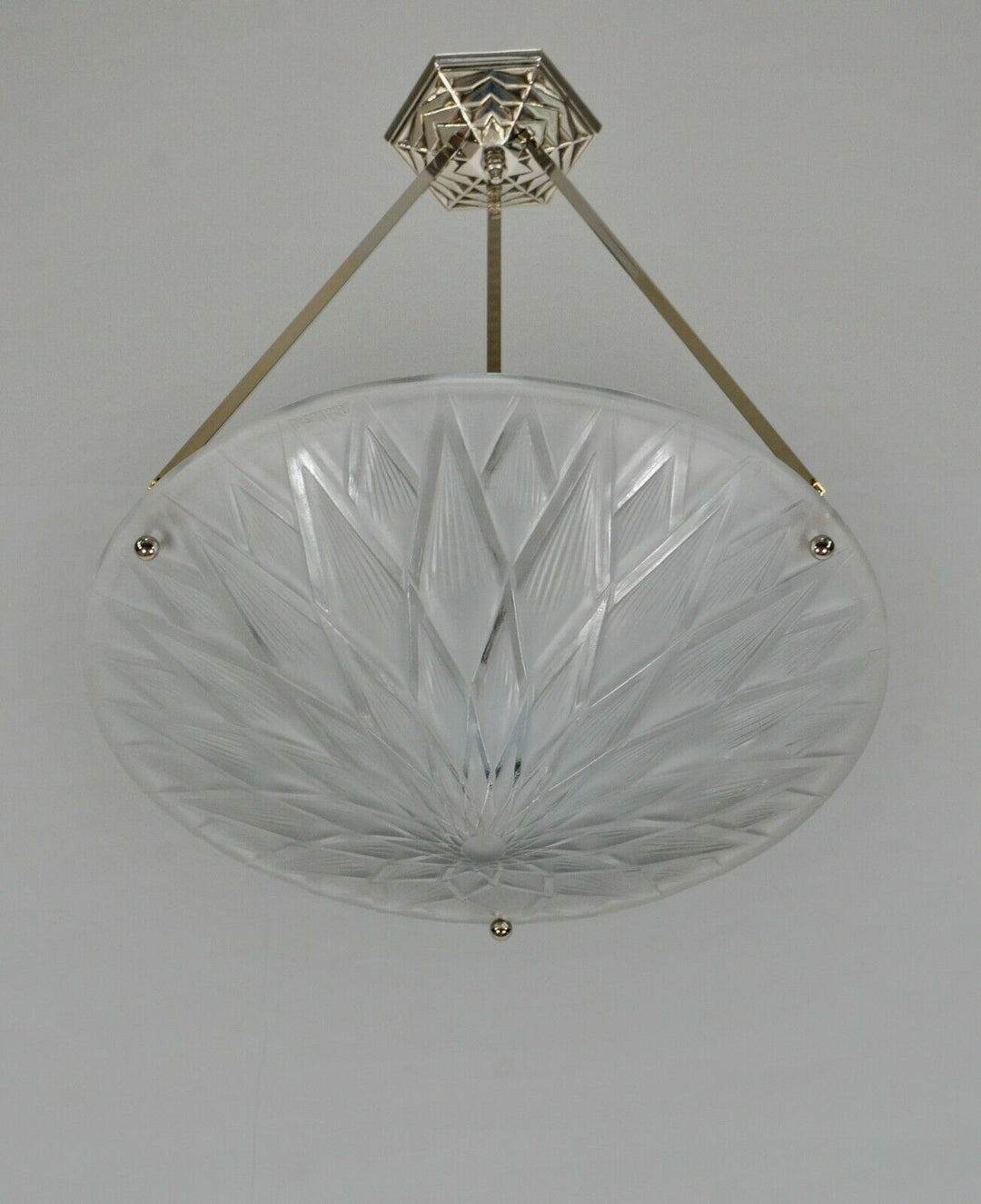 Pierre d'Avesn LORRAIN DAUM : A FRENCH 1930 ART DECO PENDANT . chandelier France