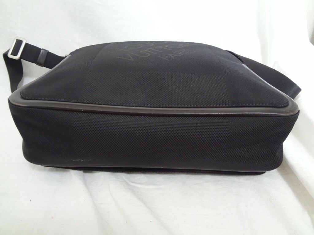 LOUIS VUITTON MESSAGE DAMIER GEANT MESSENGER UMHÄNGETASCHE TASCHE BAG LV76