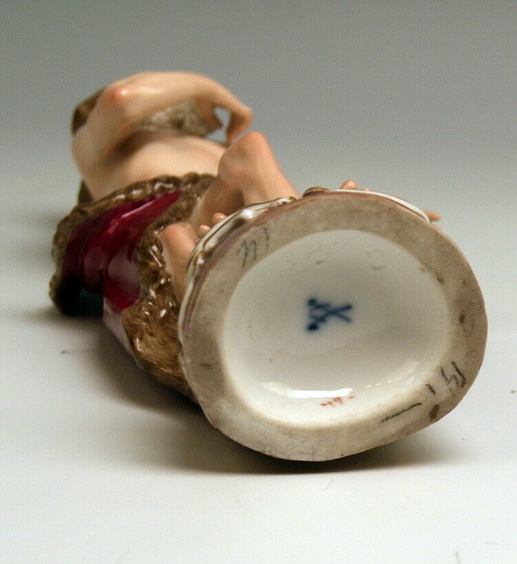 マイセン人形(MEISSEN)　冬の寓意　ケンドラー作