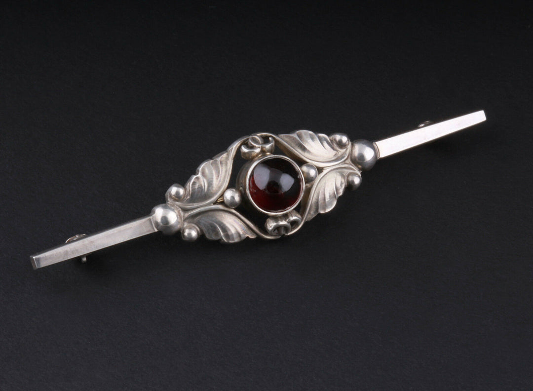 Georg Jensen Sterling Brooch # 224B w. Garnet. Silver. Design: GJ himself. RARE