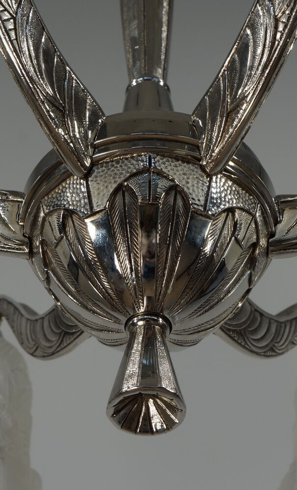HETTIER & VINCENT : 1930 french art deco chandelier in nickel plated bronze