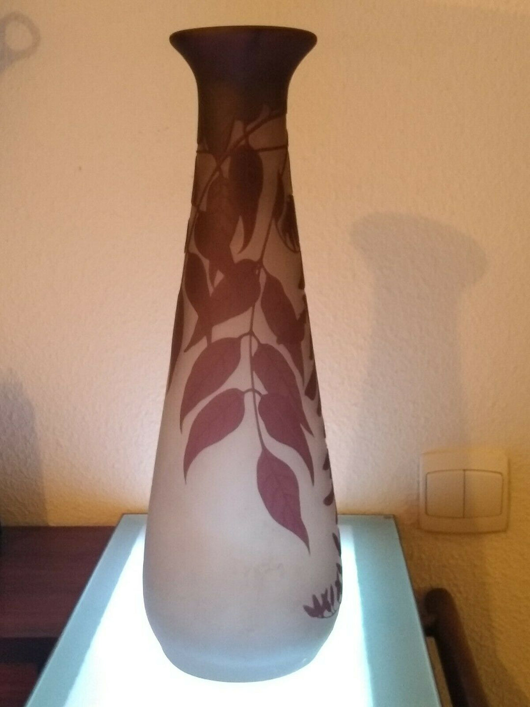 Emile Gallé Vase en verre gravé à décor de glycine ART NOUVEAU 1900