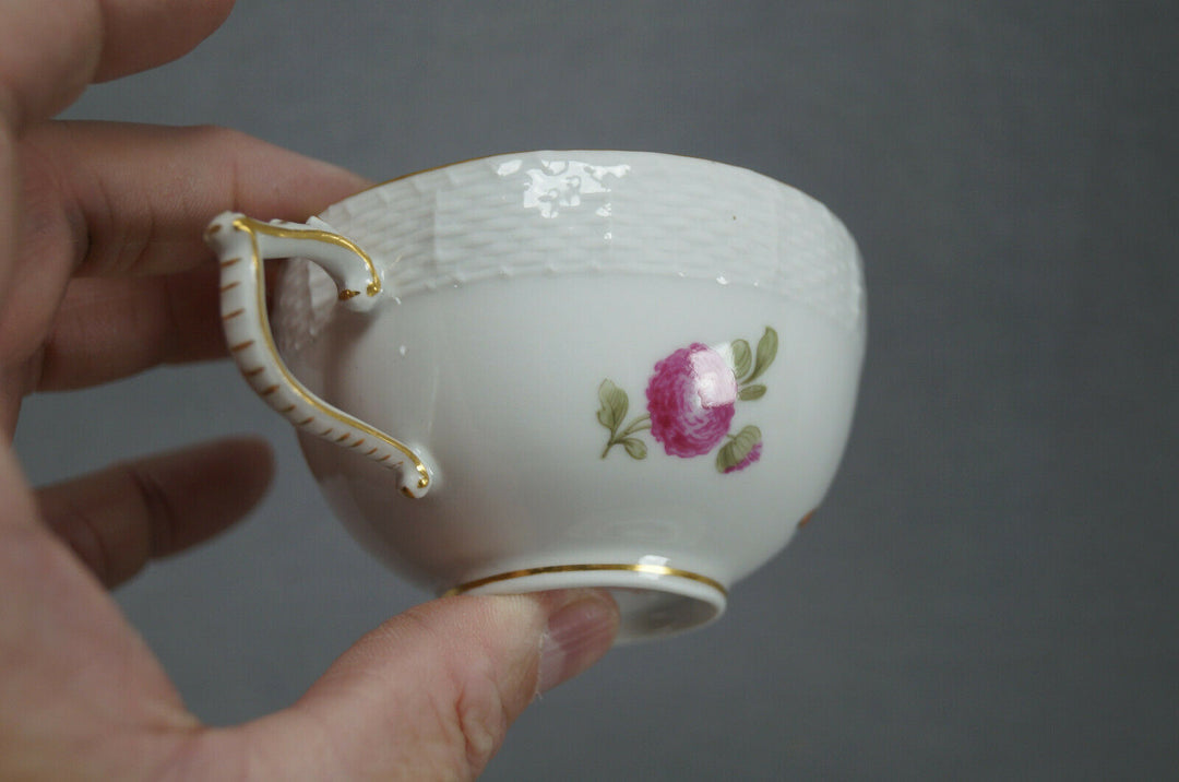 KPM Berlin Hand Painted Dresden Floral Butterfly & Gold Tea Cup & Saucer A