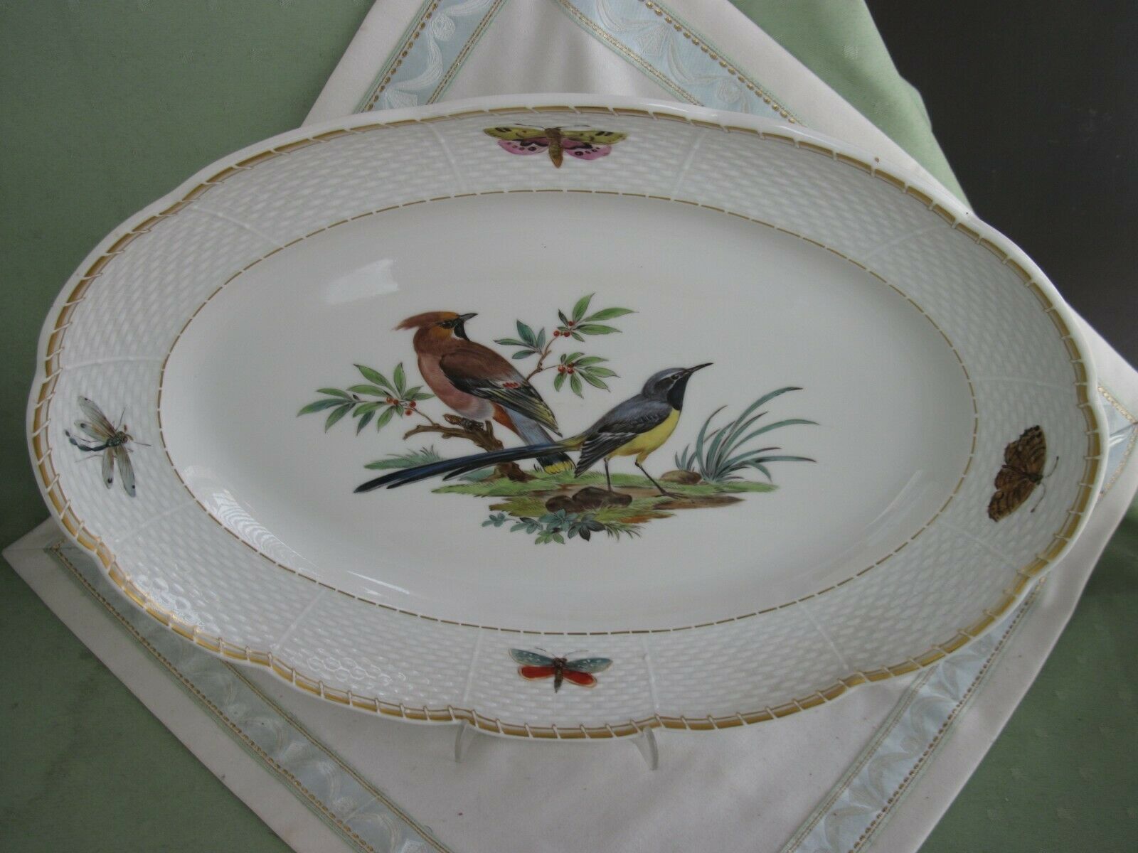 マイセン(Meissen)、楕円形プレート、鳥・昆虫柄、1級品