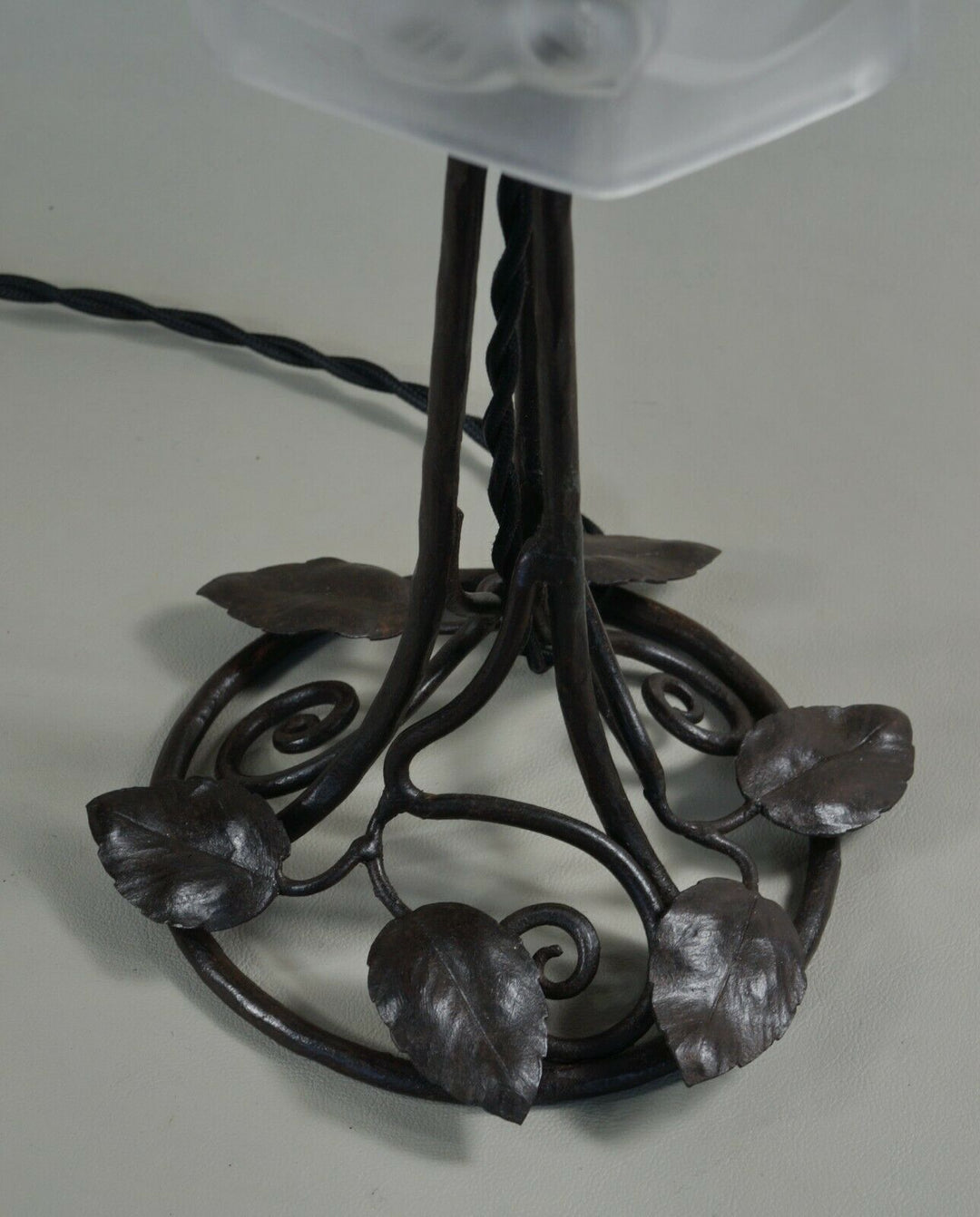 DEGUÉ roc : FRENCH 1930 ART DECO LAMP . wrought iron ..............