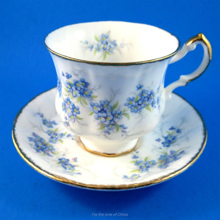 パラゴン　「忘れな草」のカップ&ソーサー